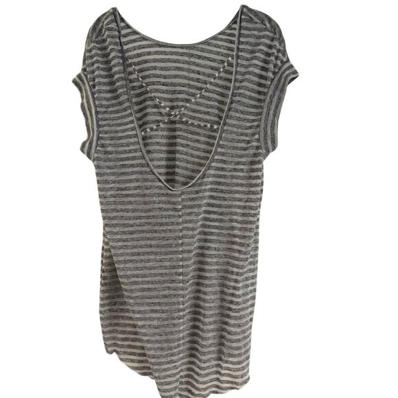 Victoria’s Secret Women’s Gray Striped Swim Cover Up Tunic Length Size M - Picture 2 of 6